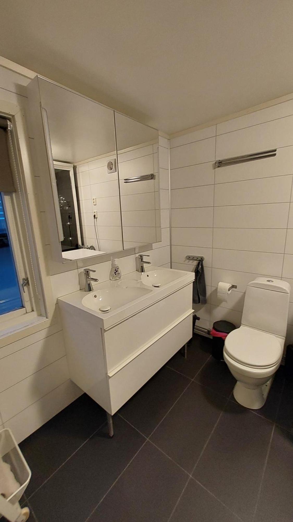 Lyngen Apartments Lyngseidet ภายนอก รูปภาพ