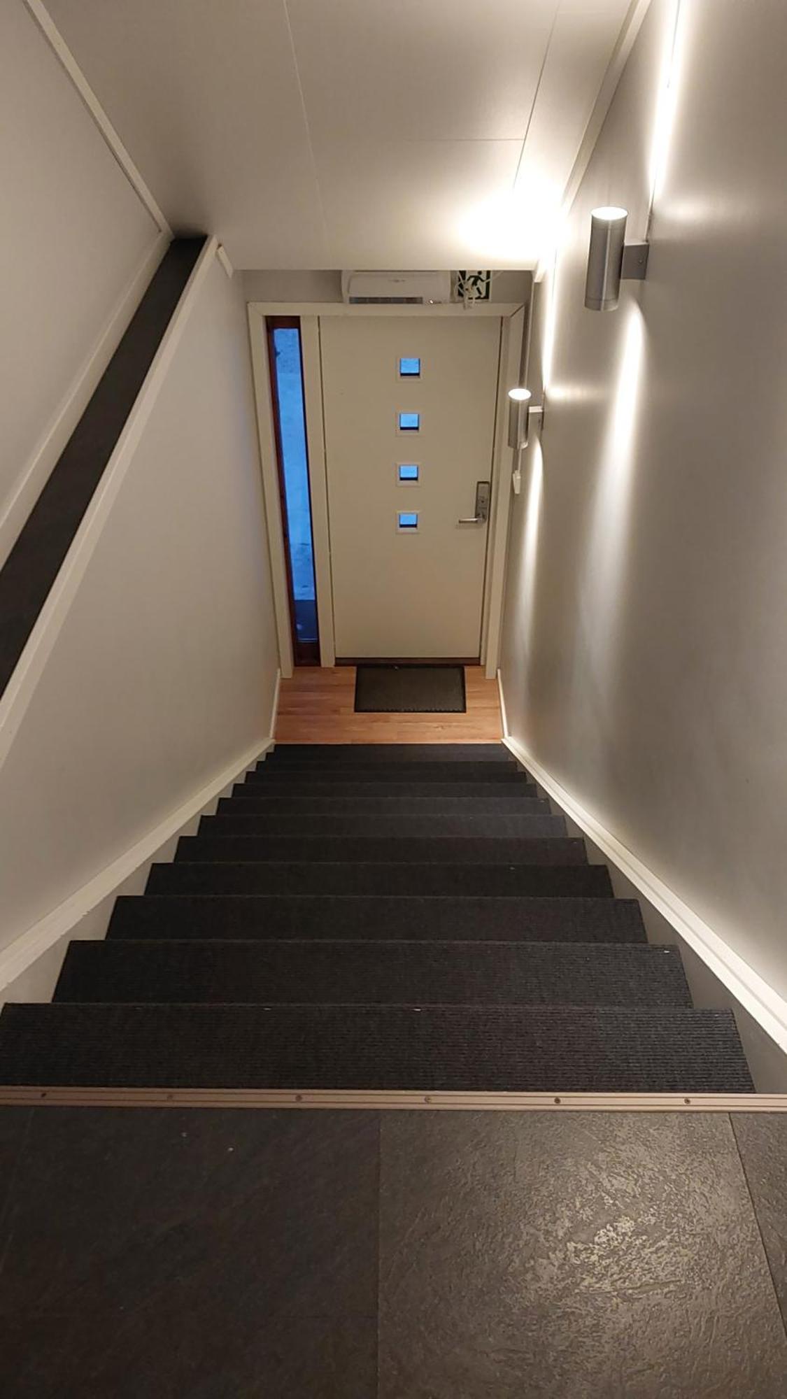 Lyngen Apartments Lyngseidet ภายนอก รูปภาพ