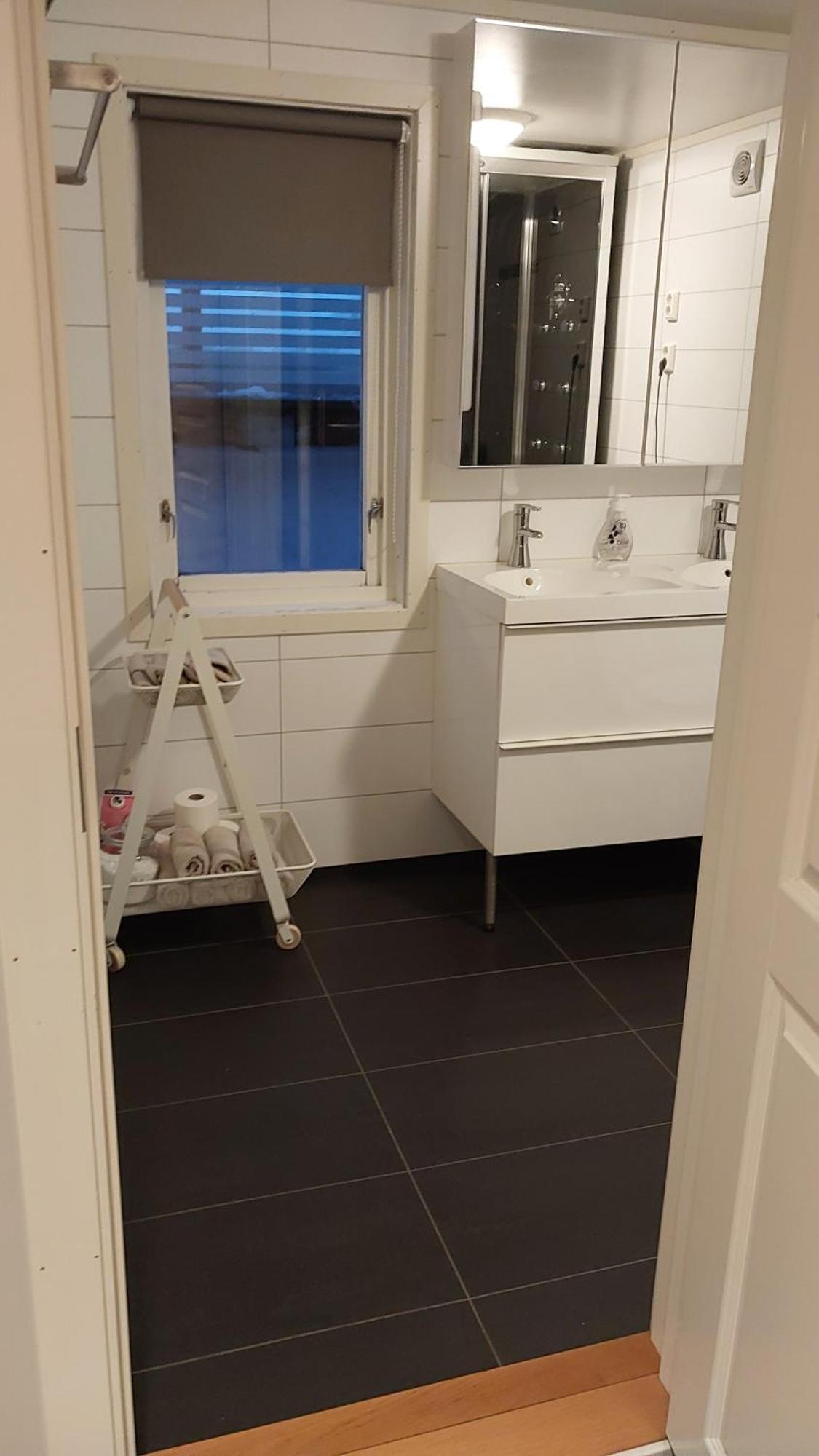 Lyngen Apartments Lyngseidet ภายนอก รูปภาพ