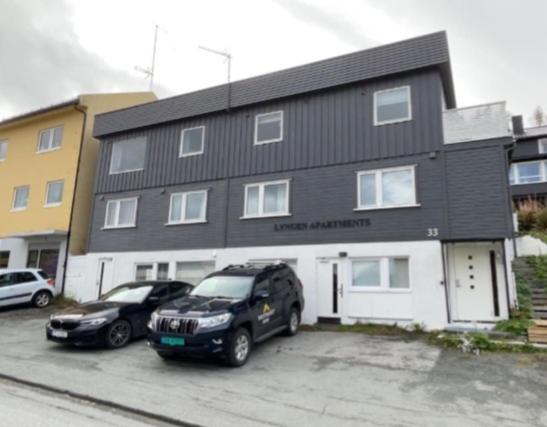 Lyngen Apartments Lyngseidet ภายนอก รูปภาพ