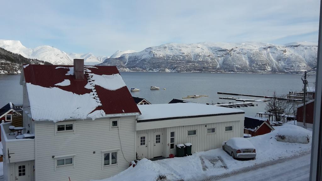 Lyngen Apartments Lyngseidet ห้อง รูปภาพ